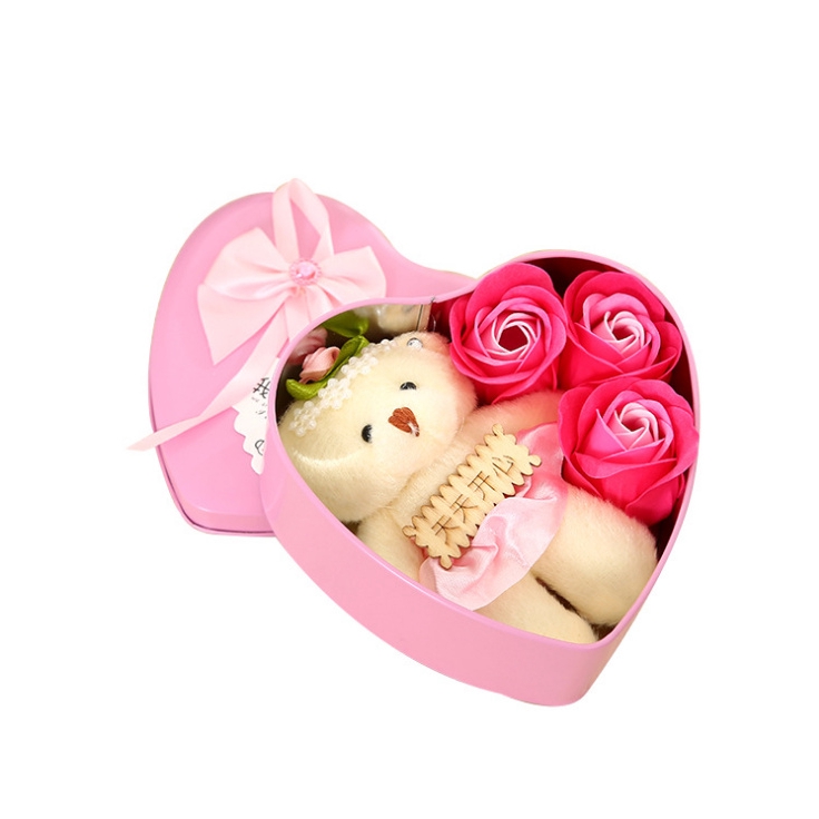 Hộp quà trái tim kèm hoa hồng và gấu bông size 12*12*4,5cm