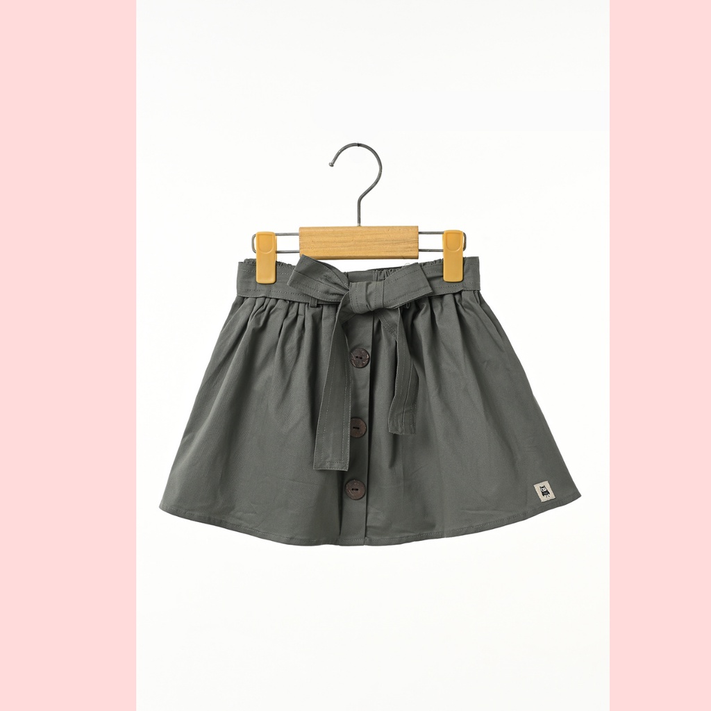 Chân váy khaki bé gái kèm belt - Lovekids