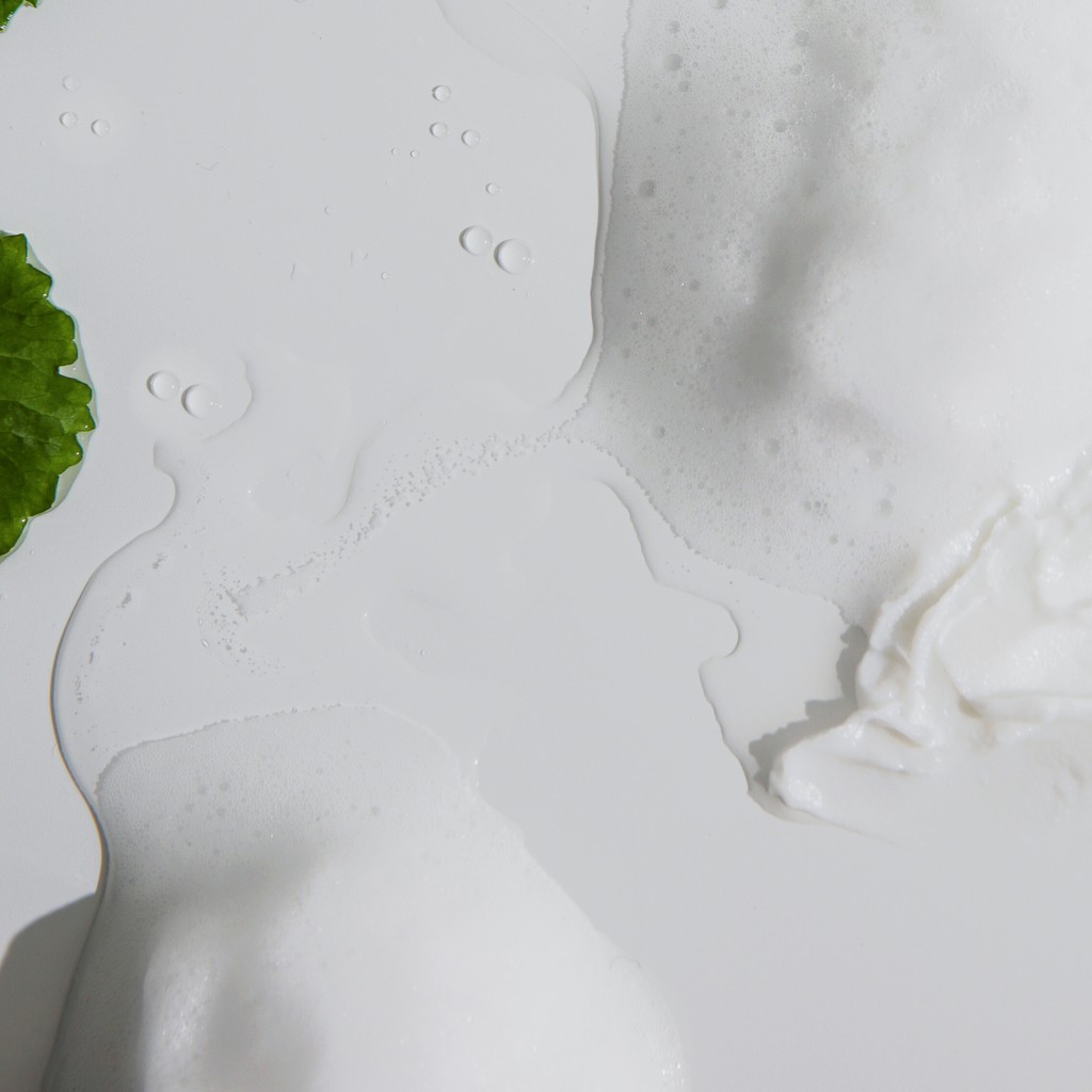 Sữa rửa mặt CELIMAX cân bằng độ pH Relief Madecica 150ml