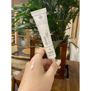 Kem dưỡng mắt Chaskin