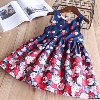 Đầm họa tiết hoa hồng