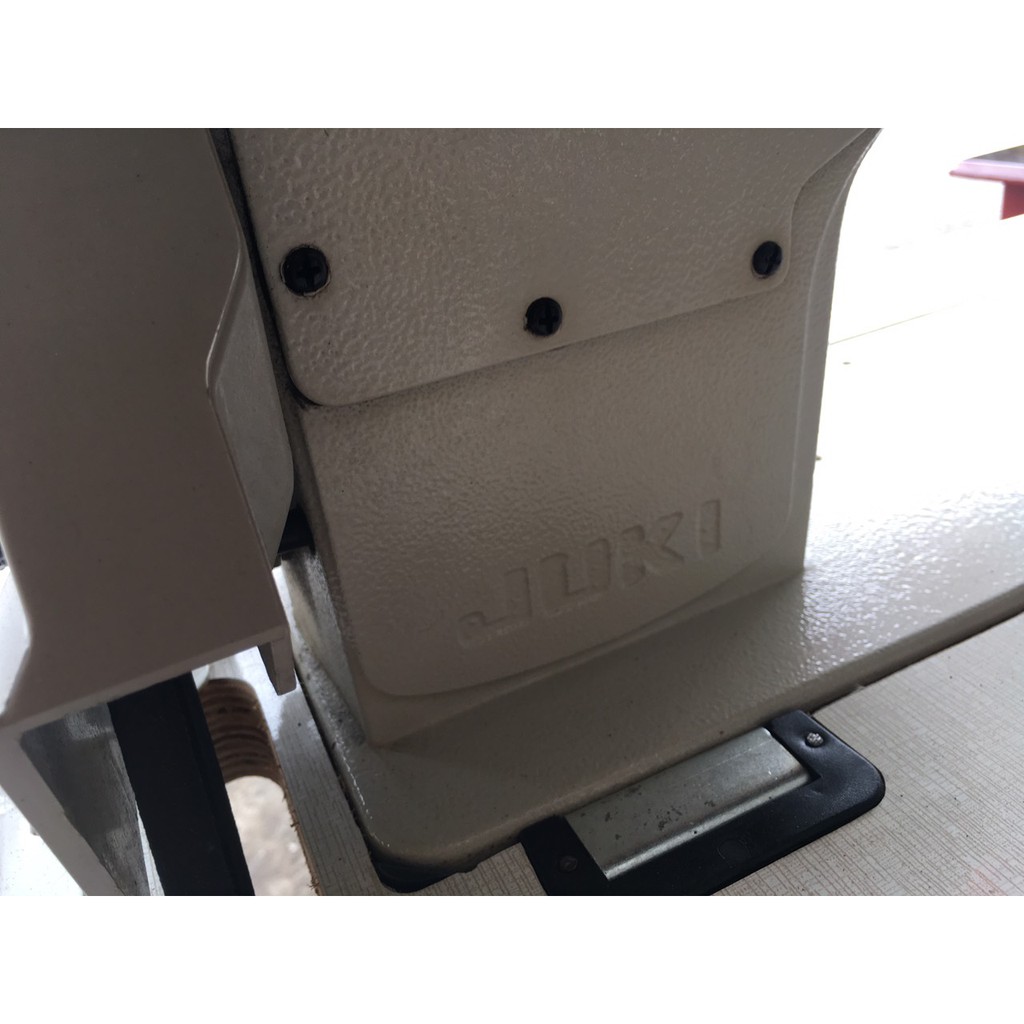 MÁY MAY 1 KIM CHỮ NỔI JUKI 8700 CHÍNH HÃNG CÒN 90%
