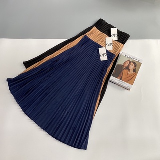 chân váy xếp li