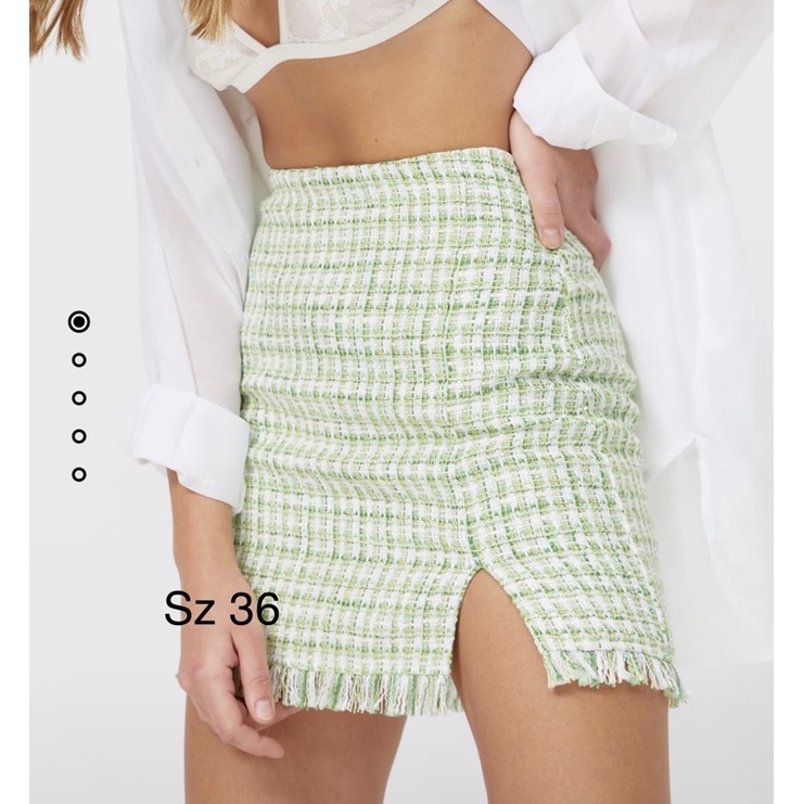 Chân váy tweed mềm bershka vợt sale