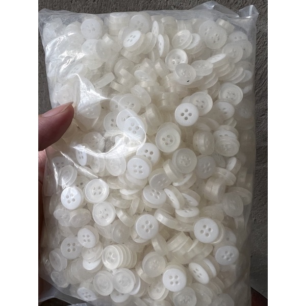 Nút áo sơ mi 10ly 12ly