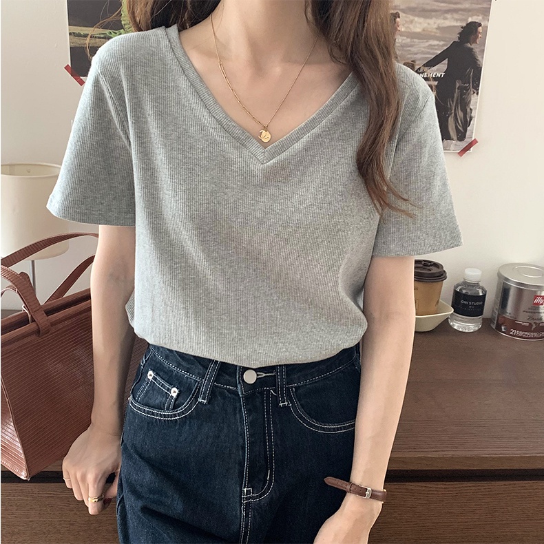 Áo Thun Tay Ngắn Kẻ Sọc Cổ Chữ V Thời Trang Và Đơn Giản Cho Nữ