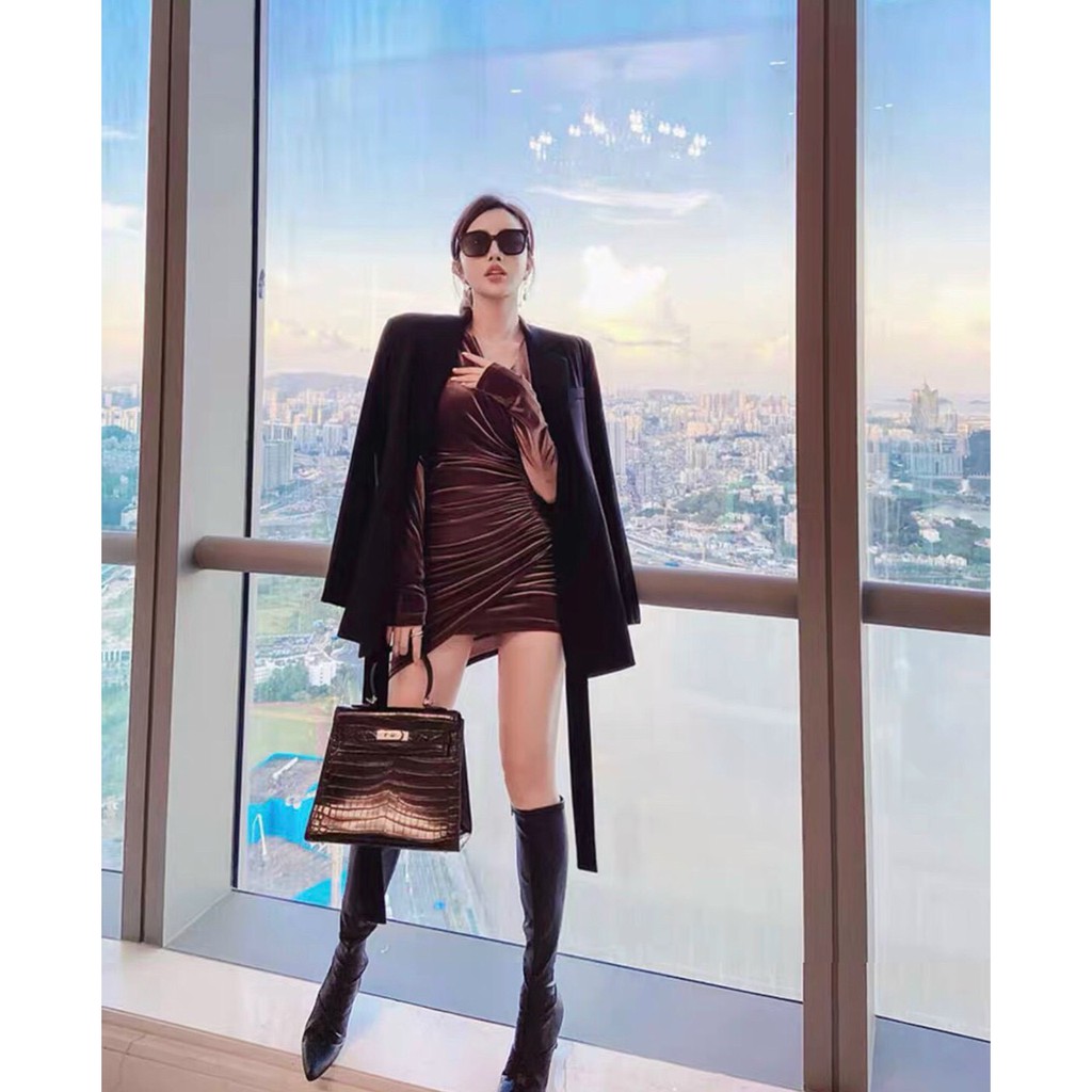 Đầm Nhung Tay Dài C ati