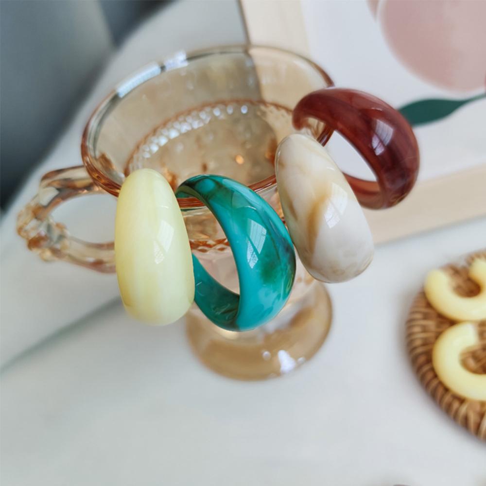 Bông Tai Hình Chữ C Bằng Nhựa Resin Acrylic Kiểu Vintage Hàn Quốc Back2Lilife