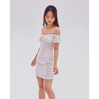 Đầm ôm SheByShj hai dây trễ vai màu trắng - White Zuri Dress