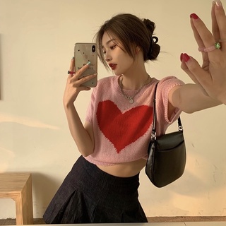 Áo croptop dệt kim tay ngắn hoạ tiết trái tim xinh xắn