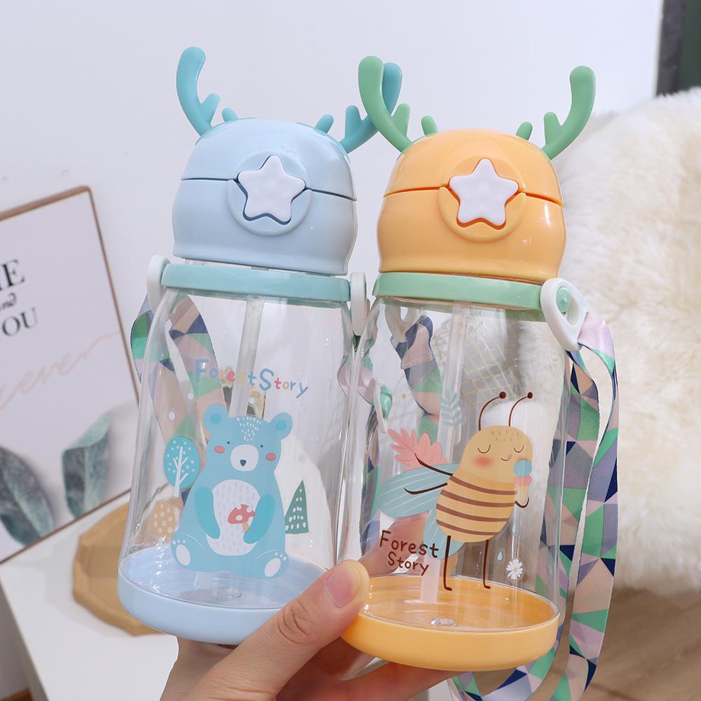 Bình Nước Họa Tiết Hoạt Hình Dễ Mang Tiện Lợi Khi Đi Du Lịch