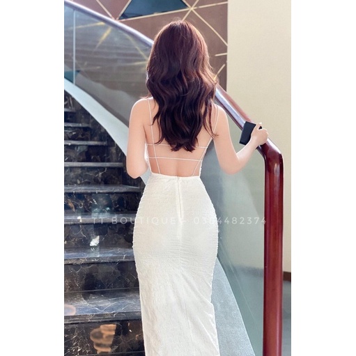Đầm xốp xẻ tà Đan dây lưng.