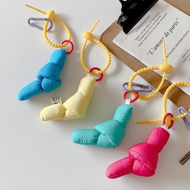 Móc khóa hình thắt nút