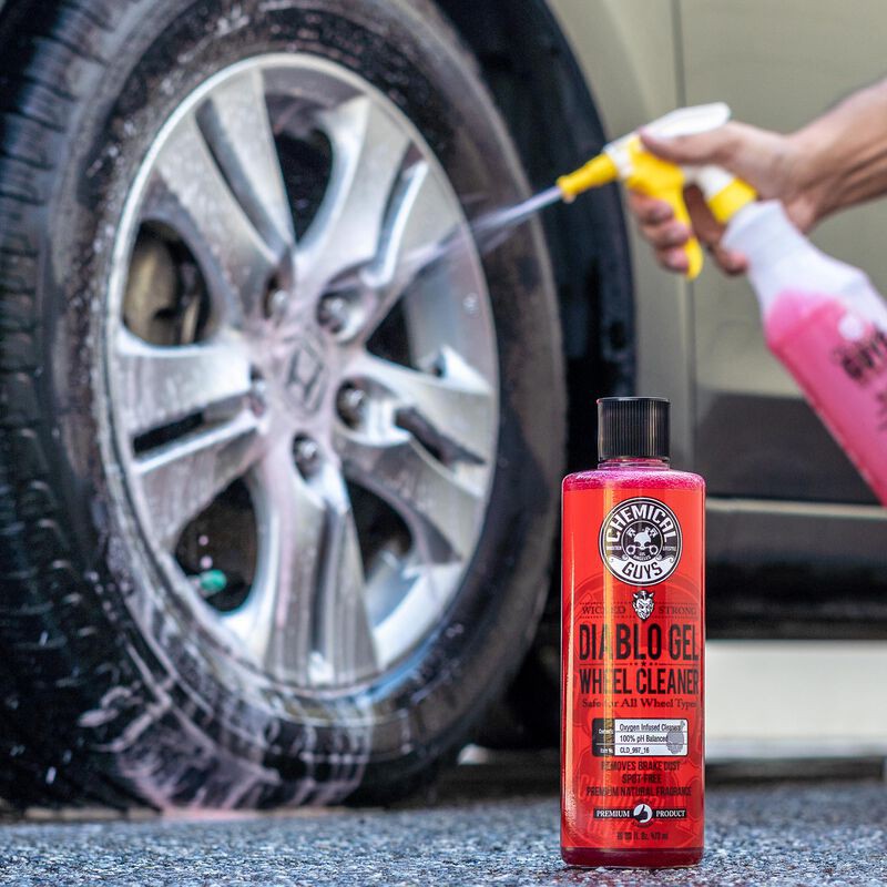 Vệ sinh mâm lốp, lazang Chemical Guys Diablo Gel Wheel Cleaner làm sạch dầu mỡ, chất bẩn trên Lazang an toàn - 478ml