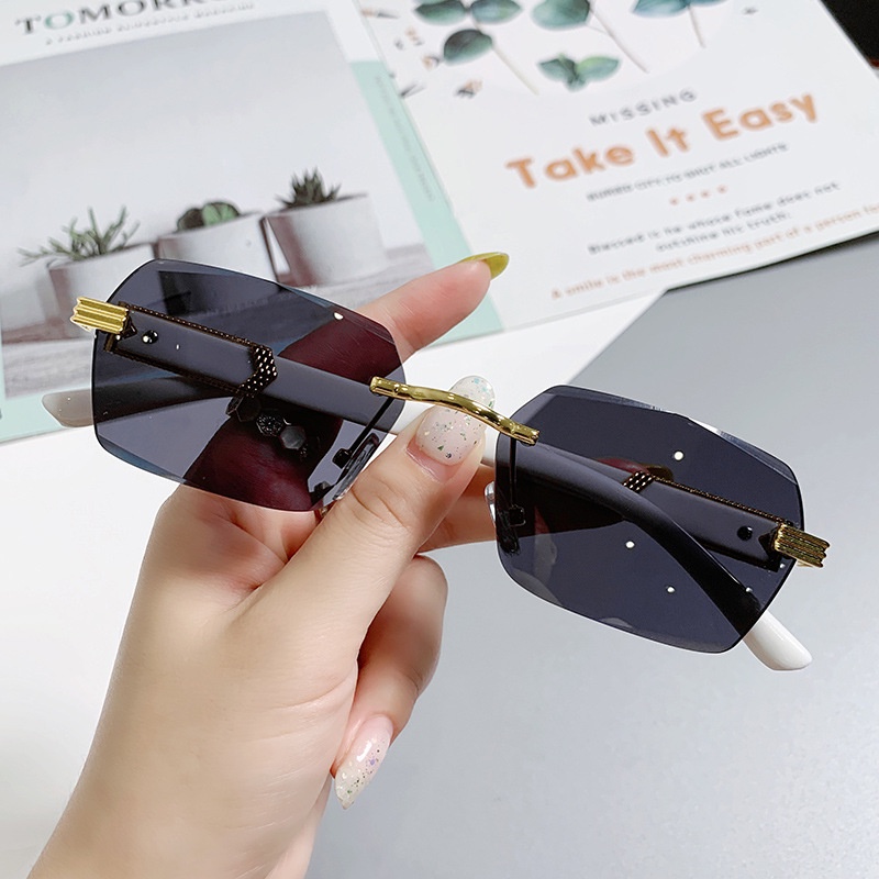 Kính Mát Nhiều Màu Không Viền Thời Trang