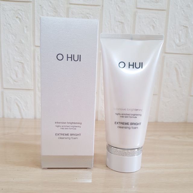 Sữa Rửa Mặt Ohui White Dưỡng Trắng Da - Ohui Extreme Bright Cleansing Foam 160ml Full Size