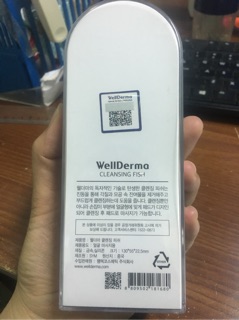 Máy rửa mặt cá heo wellderma
