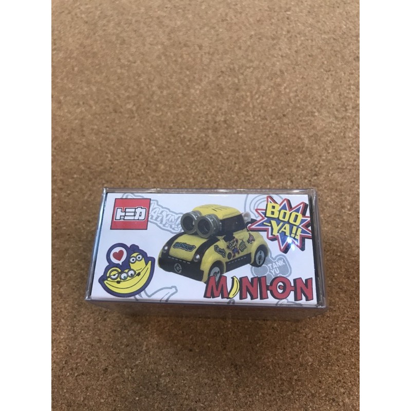 Xe mô hình Tomica Minion 6 ( fullbox)