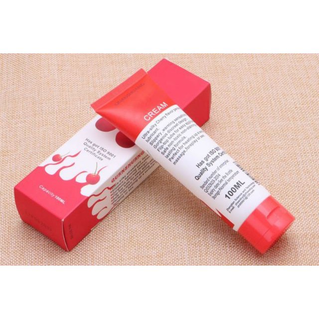 Gel bôi trơn vùng kín Hot Kiss Hương Cherry 100ml cam kết hàng chính hãng SOLANA