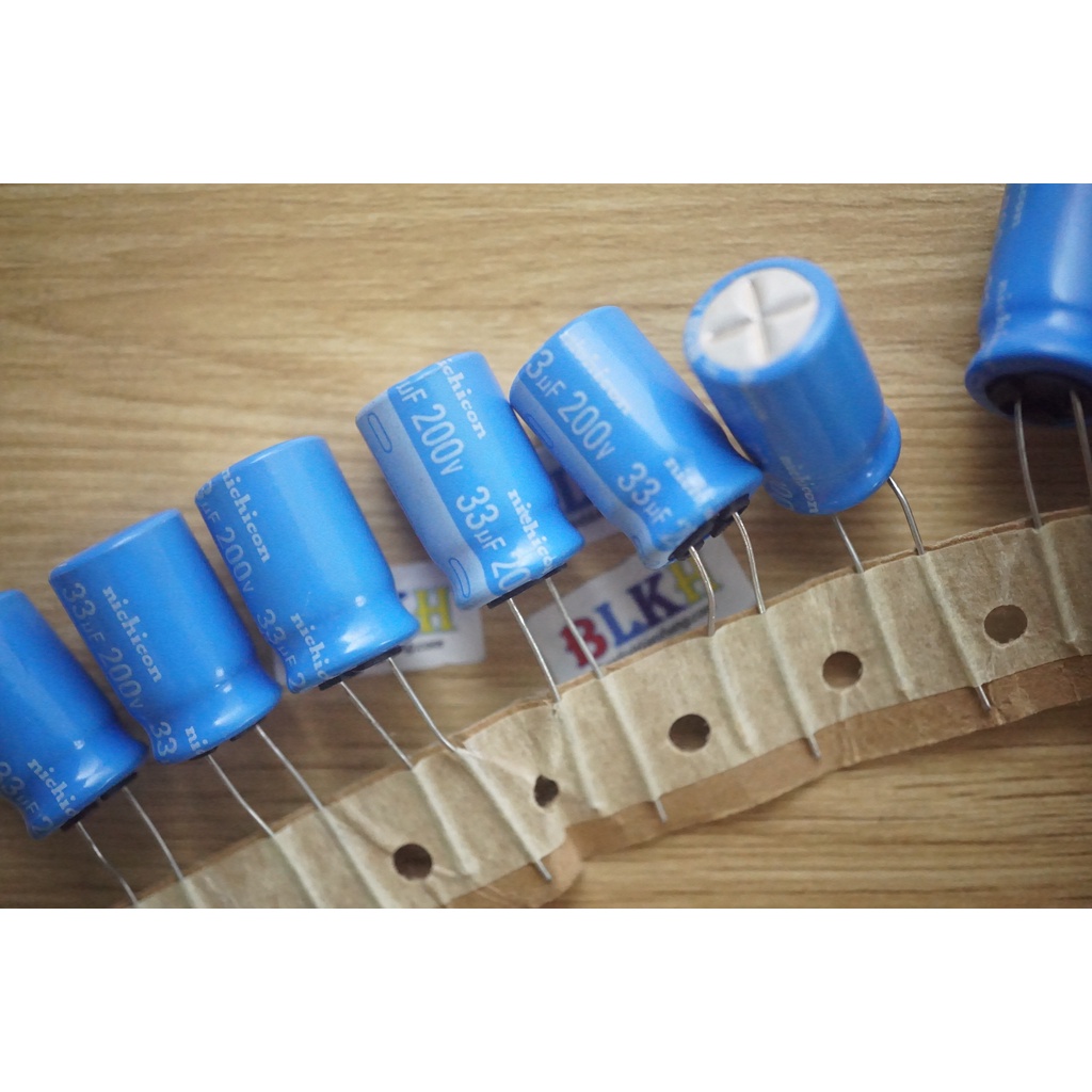 10 Tụ hóa 200V 33uF 12x20 chính hãng Nichicon