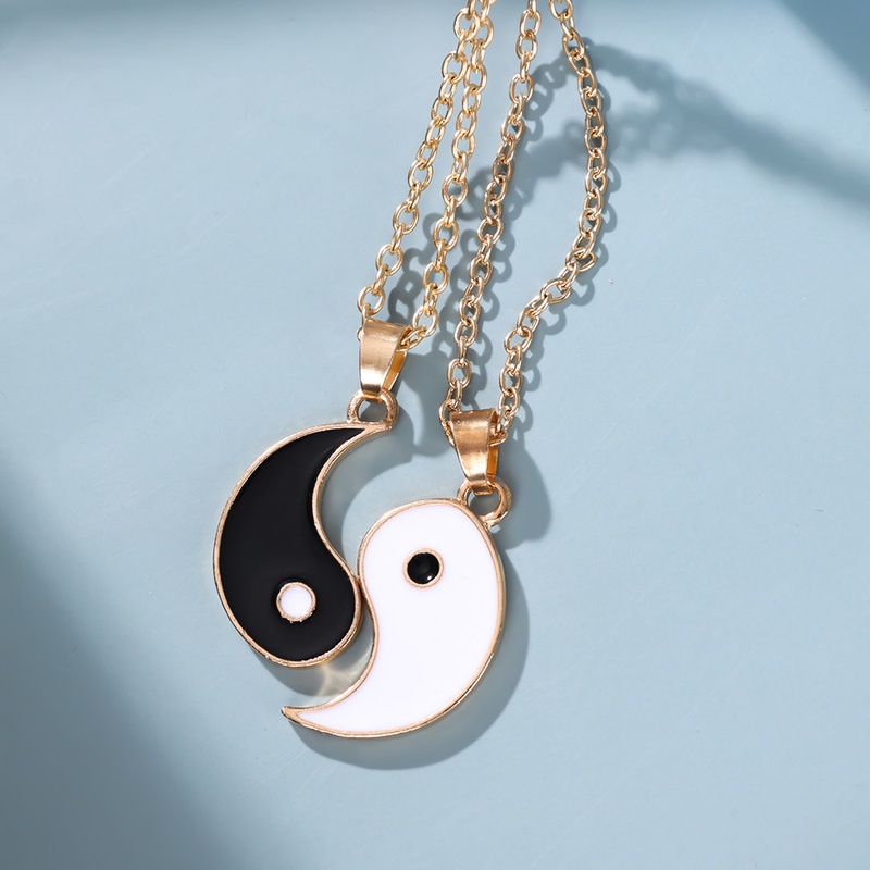 Set 2 Vòng Tay / Dây Chuyền Mặt Âm Dương Dây Bện Màu Trắng Đen Phong Cách Âm Dương Cổ Điển Cho Cặp Đôi