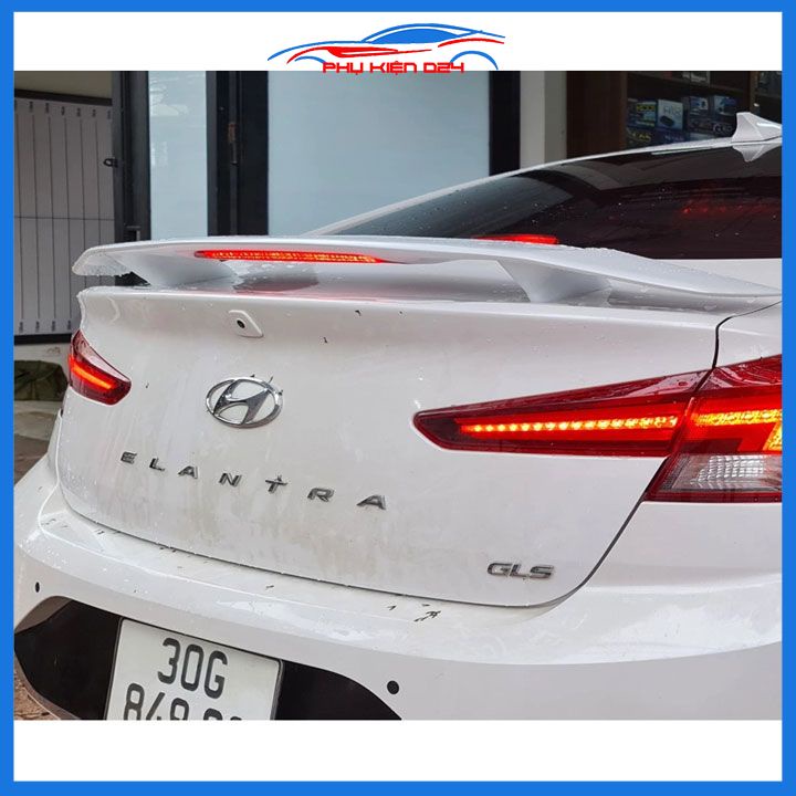 Đuôi gió sau xe thể thao Civic , City, Cerato, Mazda 3 , Elantra có đèn Led hàng mộc chưa sơn