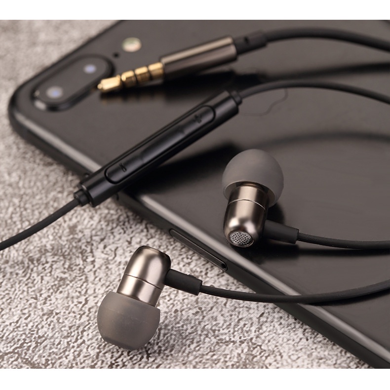 Tai nghe nhỏ trong tai có dây 3.5mm bằng kim loại Nút tai giảm tiếng ồn âm trầm nặng