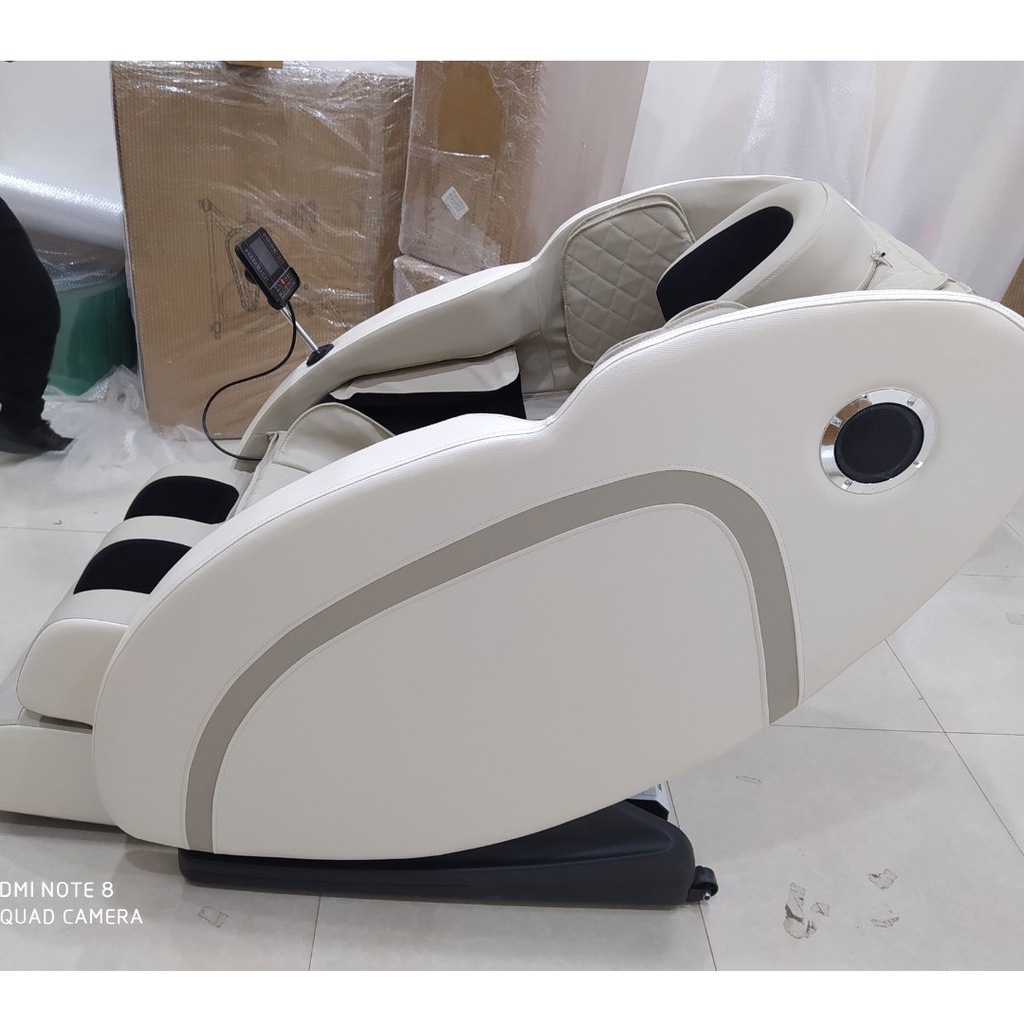 GHẾ MASSAGE TOÀN THÂN CAO CẤP MÀN HÌNH CẢM ỨNG