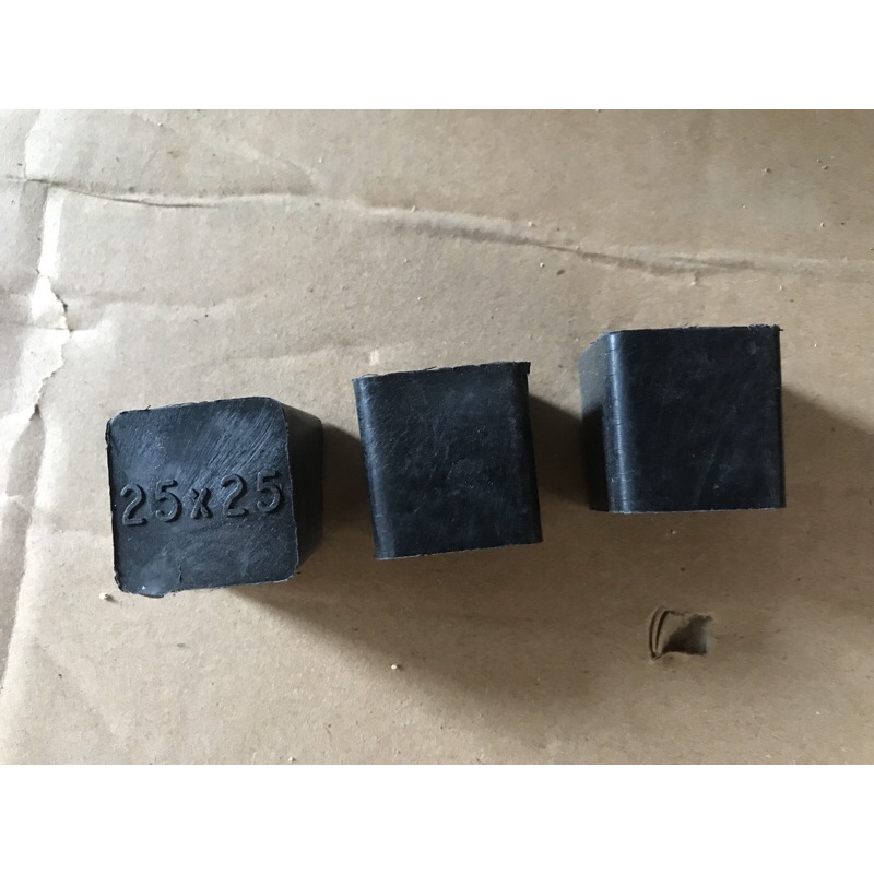 Combo 10 Bịt cao su Trong- BỊt Ngoài sắt hộp 25x25