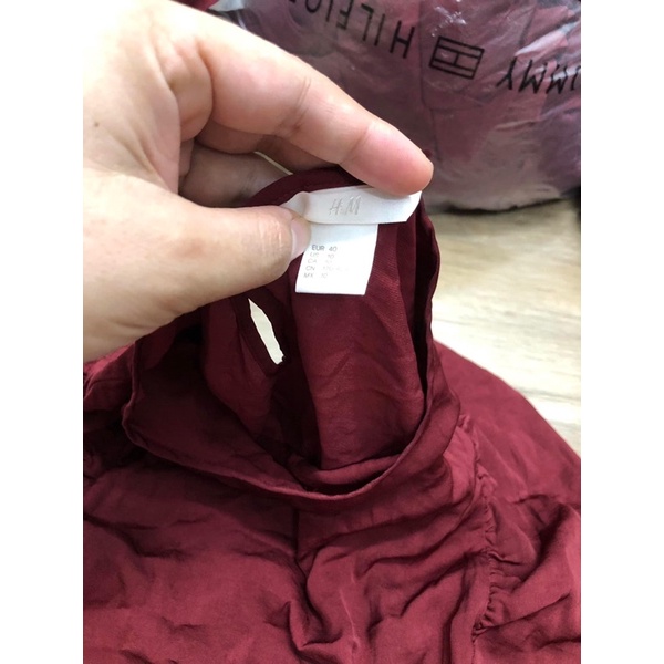 Sale áo lụa H.M dư xịn huỷ tem mác