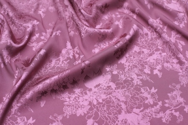 Vải Gâm Lụa Hoa Văn