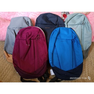 Balo du lịch Quechua 10l