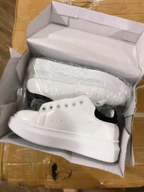 Giày thể thao nữ MC hàng xuất dư siêu nhẹ có 3 màu | BigBuy360 - bigbuy360.vn