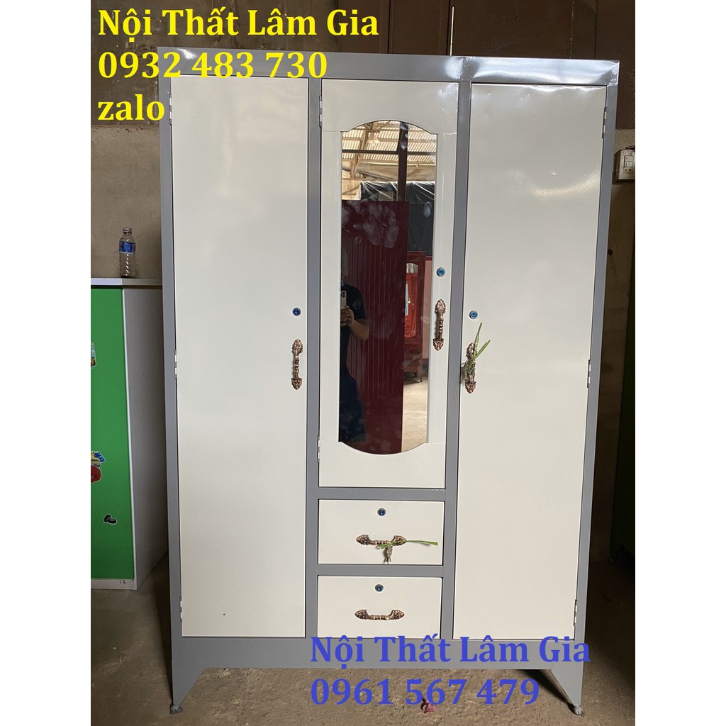 tủ sắt quần áo 3 cánh màu gỗ