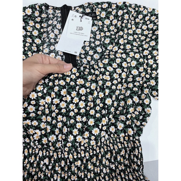 Jumpsuit hoa nhí tay phồng (bao chất đẹp)