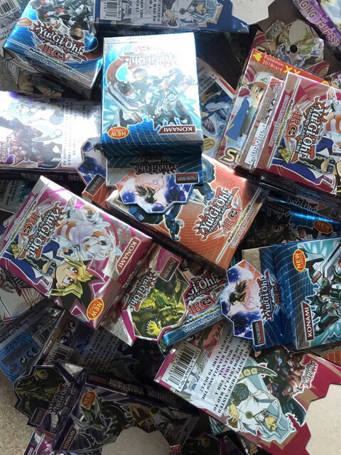 Sỉ 10 hộp bài pokemon và magic yugi oh hộp giấy