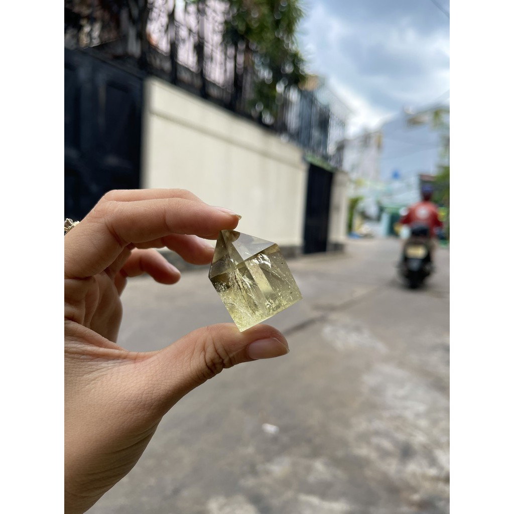 Trụ thach anh vàng chất trong - Citrine Point (5.5 x 3cm)