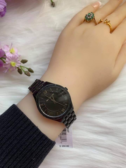 Đồng hồ nữ hiệu Micheal Kors