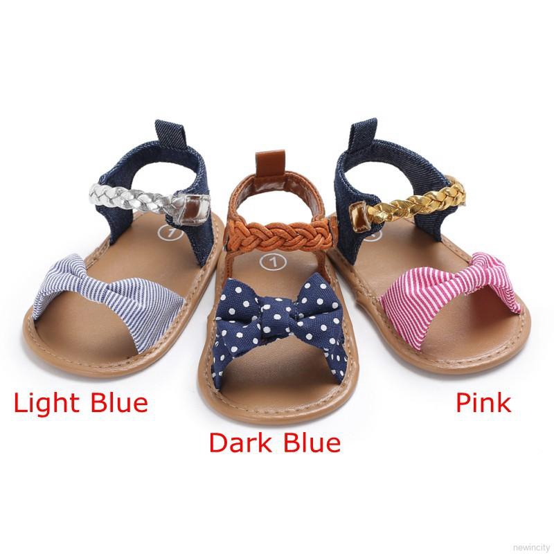 Giày Sandal Chống Trượt Cho Bé
