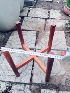 Kệ gỗ size chậu phi 25