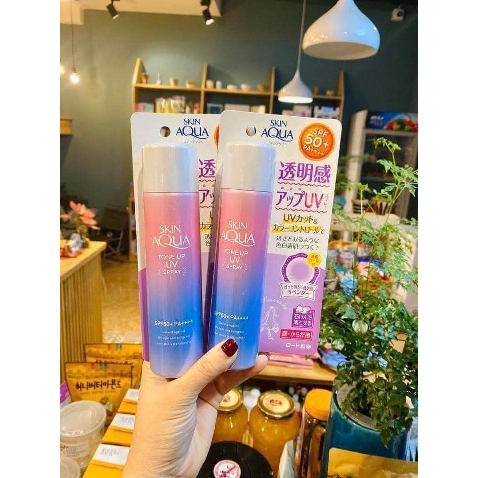 Xịt chống nắng Rohto Skin Aqua Tone Up UV Spray SPF50+ Nhật Bản