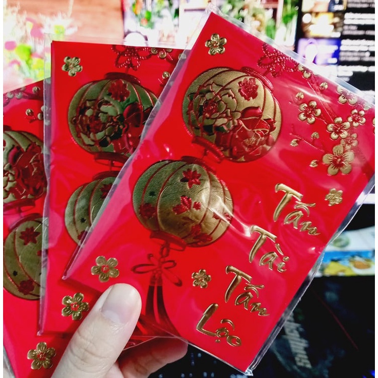 Bao Lì Xì Nhung Đỏ Truyền Thống Chữ Tiếng Việt Mẫu Mới 2024