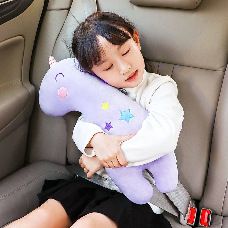 Thú nhồi bông dễ thương xinh xắn dành cho bé khi đi xe hơi an toàn