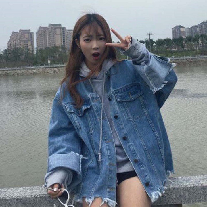 Áo khoác jeans rách cổ trụ Mã: AO3340