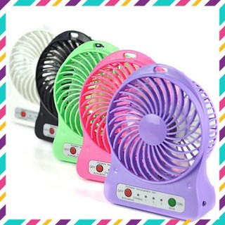 Quạt mini pin sạc cầm tay 3 chế độ có đèn pin - Hàng Loại 1 (Giao Màu Ngẫu Nhiên)