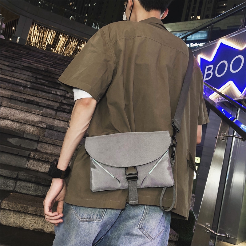 Túi đeo chéo chống thấm nước cho cả nam và nữ | BigBuy360 - bigbuy360.vn