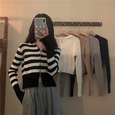 Áo nữ dệt kim tay dài đơn giản thời trang