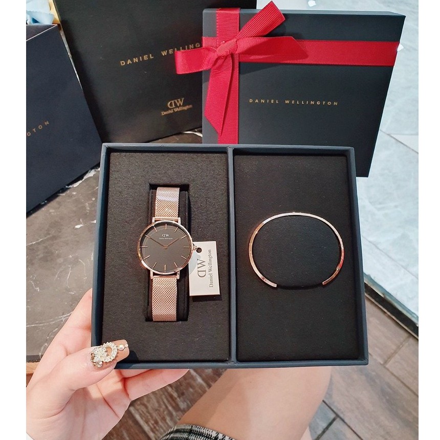 Set quà tặng đồng hồ nữ Daniel Wellington Classic Petite & Vòng tay DW Classic Cuff