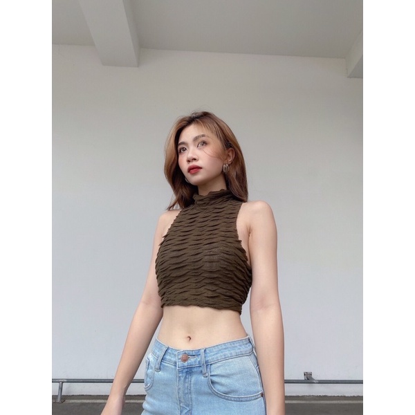 Áo croptop cổ lọ sát nách màu nâu rêu -Obi Top