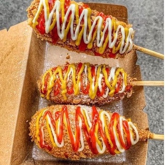 Hotdog xúc xích phomai